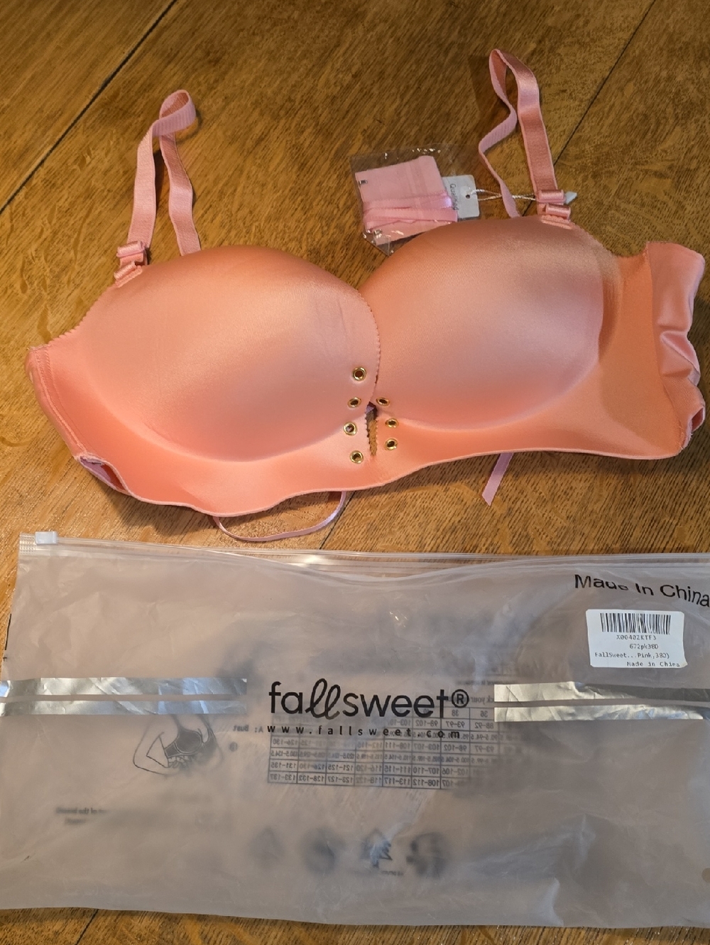 Fallsweet Strapless Push-Up Bra in Light Pink
